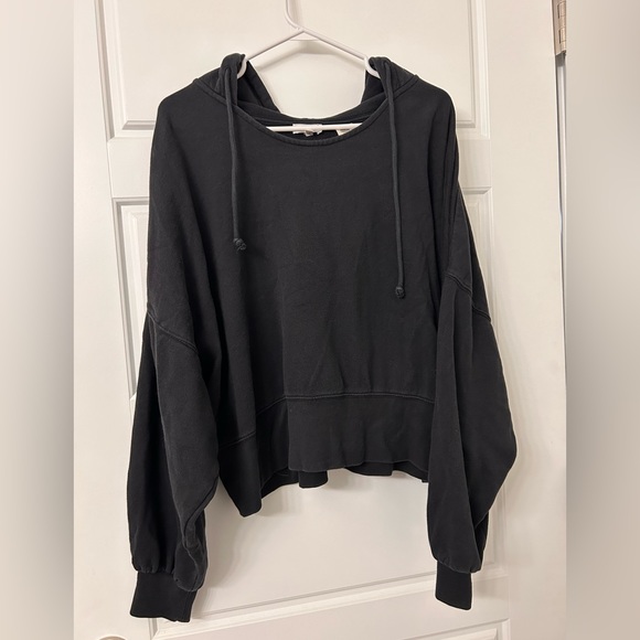 Woman’s Levi’s crop sweater - Picture 1 of 2